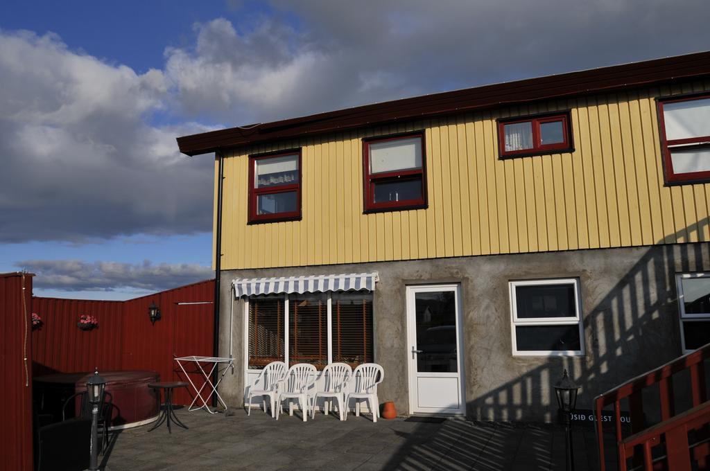 Húsid Guesthouse Reykholt  Exterior foto